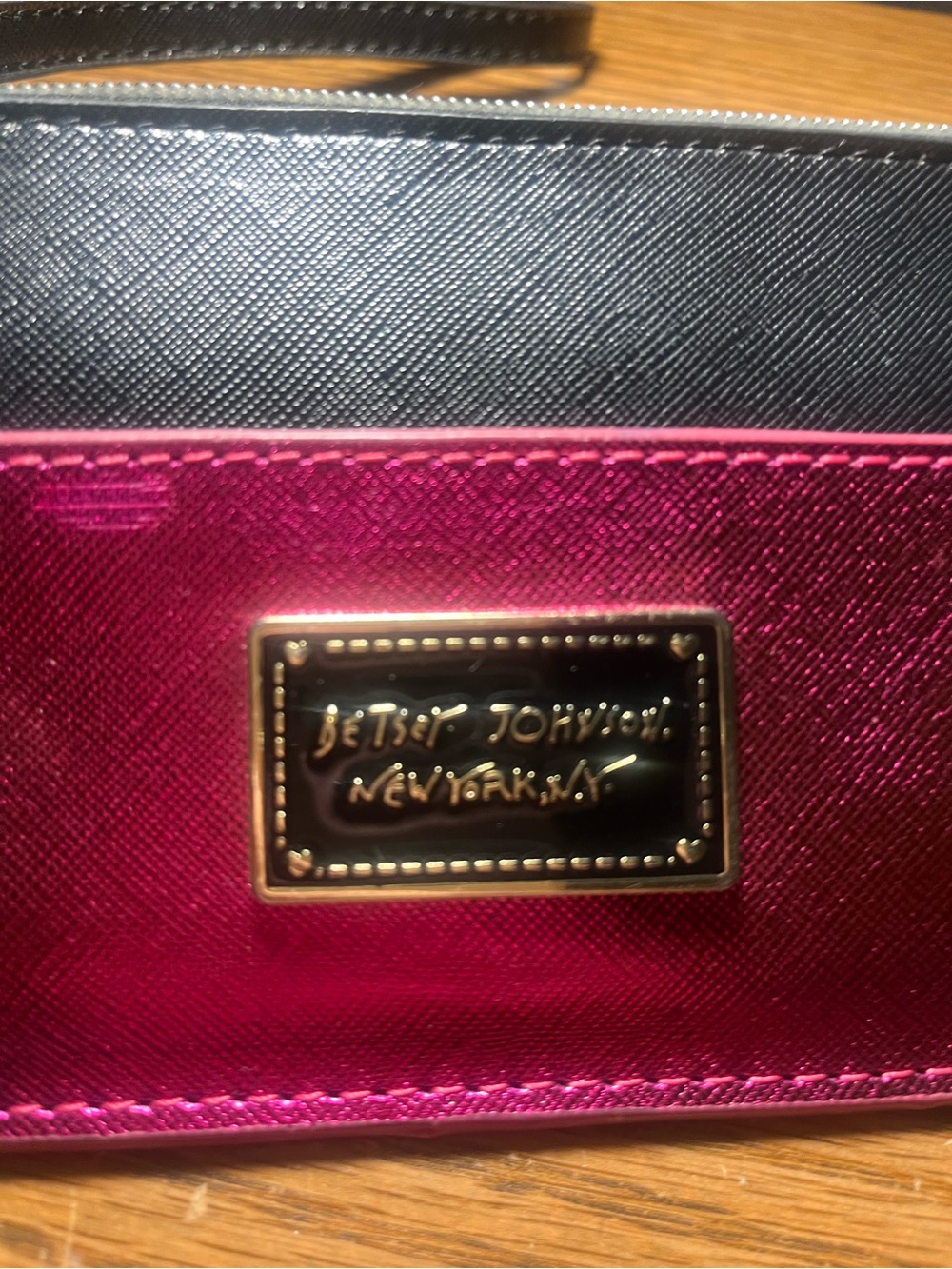Betsey Johnson Metallic Fuchsia and Black Wristlet - Picture 3 of 7